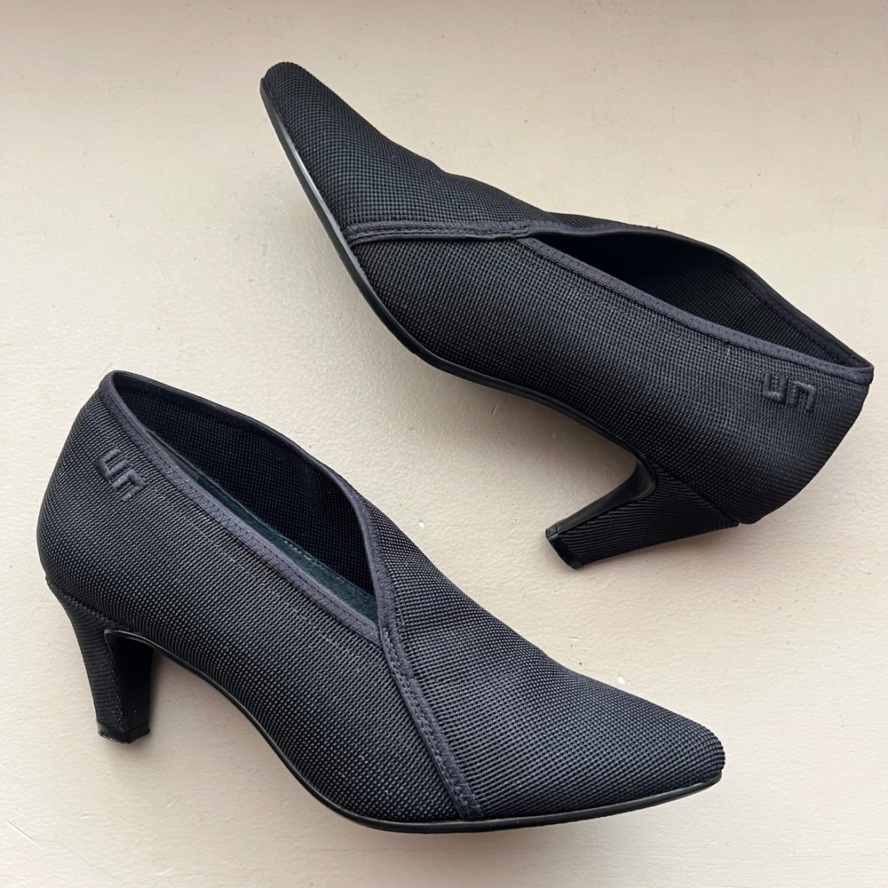 UNITED NUDE Women 10-10.5 41 Black Knit‎ Pointed Toe Sock Boot Heel Asymmetrical